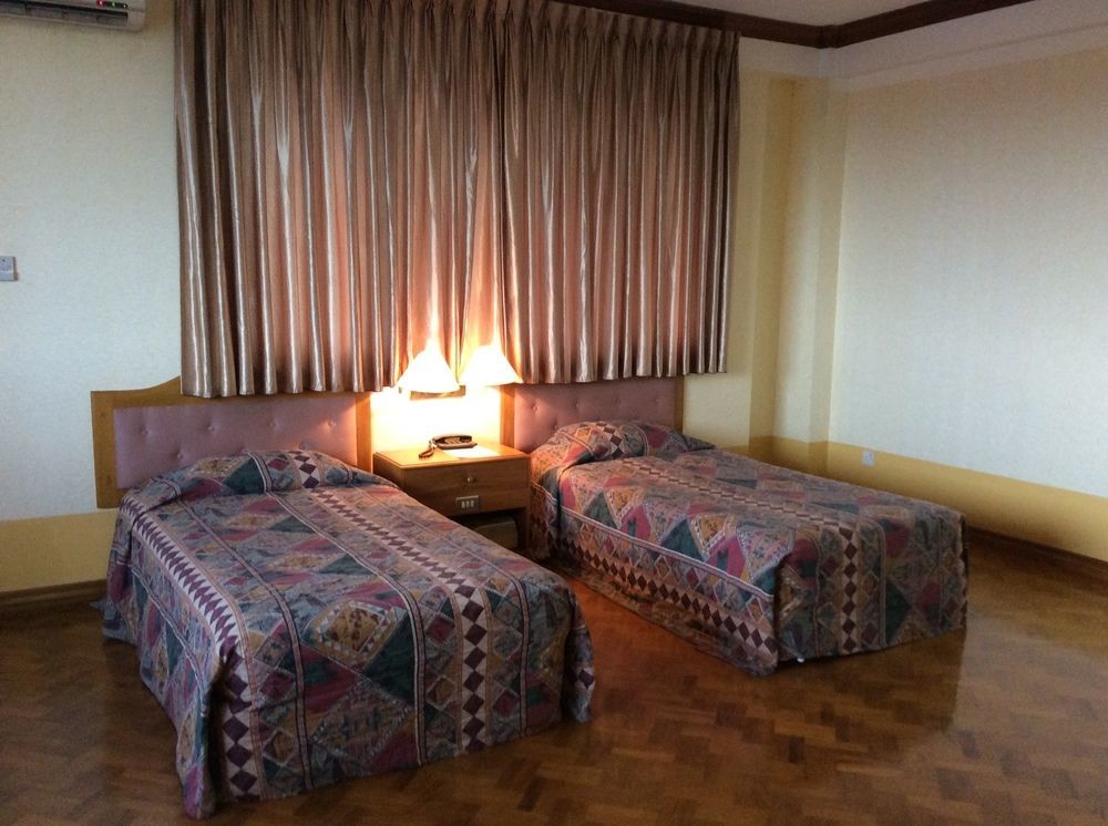 Yuzana Hotel ย่างกุ้ง ภายนอก รูปภาพ